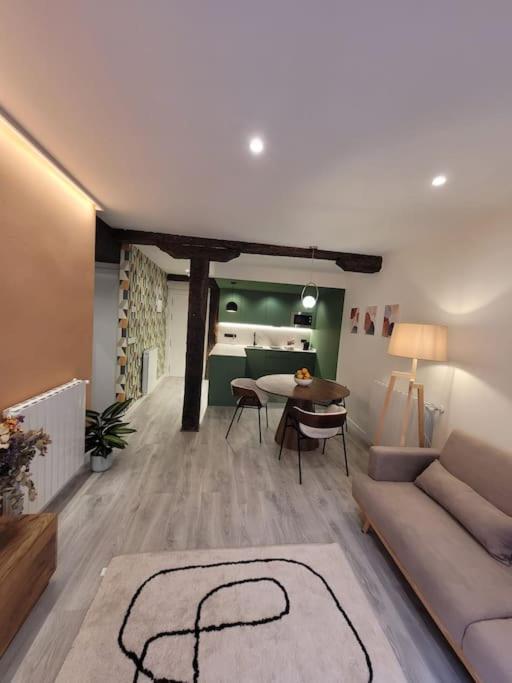 Apartamento Piso Boutique A Un Minuto Del Casco Viejo Bilbao Exterior foto