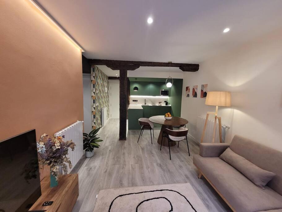 Apartamento Piso Boutique A Un Minuto Del Casco Viejo Bilbao Exterior foto